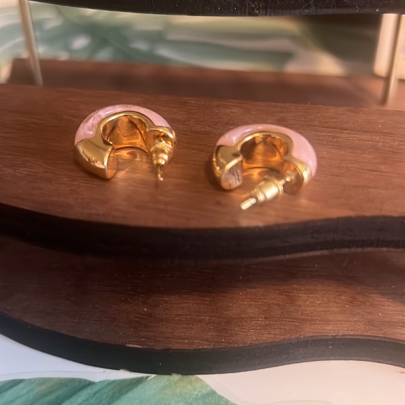 Vintage Pink Enamel Drop Earrings - Picture 7 of 7